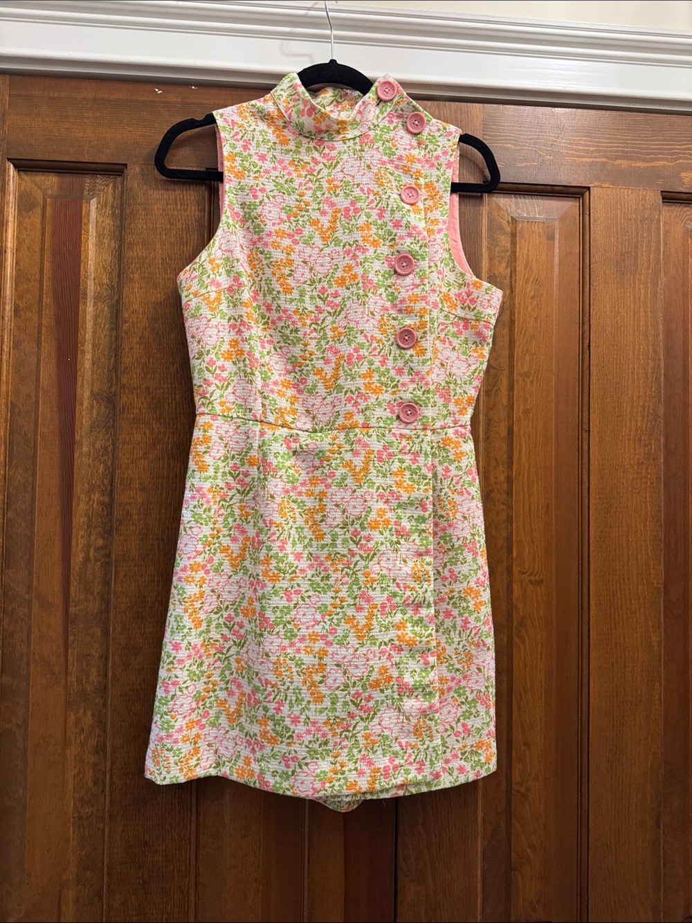 Julie Brown- Flora Bea- size small! Bright Floral Button-Accent skort